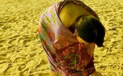 小妖精抬起臀嗯啊H军人